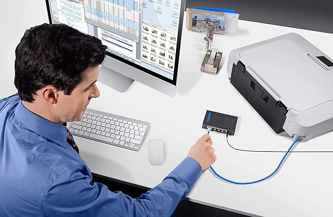 Linksys SE3005: 5-Port Gigabit Ethernet Unmanaged Switch, Computer Network, Auto-Sensing Ports Maximize Data Flow for up to 1,000 Mbps (Black, Blue)