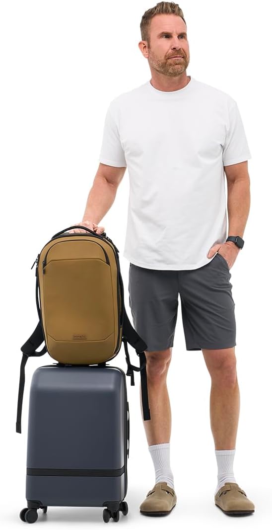 NOMATIC Navigator RS Pack 15L: 15L Premium Backpack w/ 6L Built-In Expansion - Water Resistant Anti Theft Backpack - Laptop Bag - Computer Backpack - Expandable Coyote Backpack