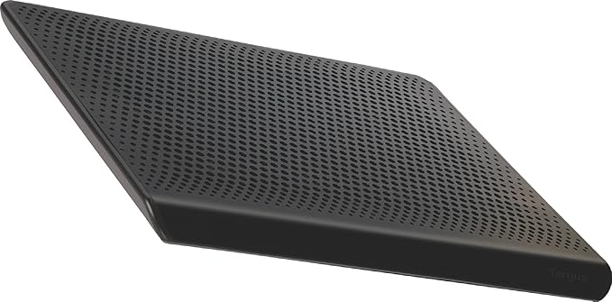 Targus Chill Mat HD3 Gaming for up to 18-Inch Laptop, Black (AWE57US)