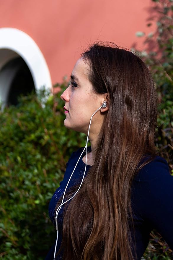 LUDOS Ultra Wired Earbuds in-Ear Headphones, 5 Years Warranty, Earphones with Microphone, Noise Isolating Ear Buds, Memory Foam for iPhone, Samsung, School Students, Kids, Women, Small Ears - White