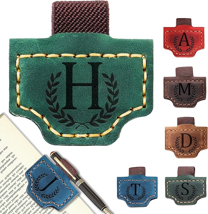 Personalized Bygone Mark Bookmark with Pen Holder, Leather Magnetic Bookmark 26 Letters Name Initial Bookmarks for Readers, Book Lover Gifts for Women Men Notebook Accessories (Green, H)
