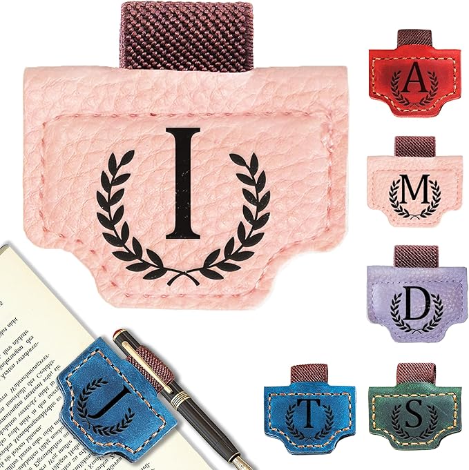 Personalized Bygone Mark Bookmark with Pen Holder, Leather Magnetic Bookmark 26 Letters Name Initial Bookmarks for Readers, Book Lover Gifts for Women Men Notebook Accessories (Pink, I)