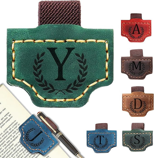 Personalized Bygone Mark Bookmark with Pen Holder, Leather Magnetic Bookmark 26 Letters Name Initial Bookmarks for Readers, Book Lover Gifts for Women Men Notebook Accessories (Green, Y)