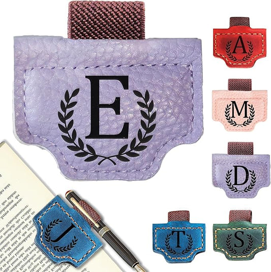 Personalized Bygone Mark Bookmark with Pen Holder, Leather Magnetic Bookmark 26 Letters Name Initial Bookmarks for Readers, Book Lover Gifts for Women Men Notebook Accessories (Purple, E)