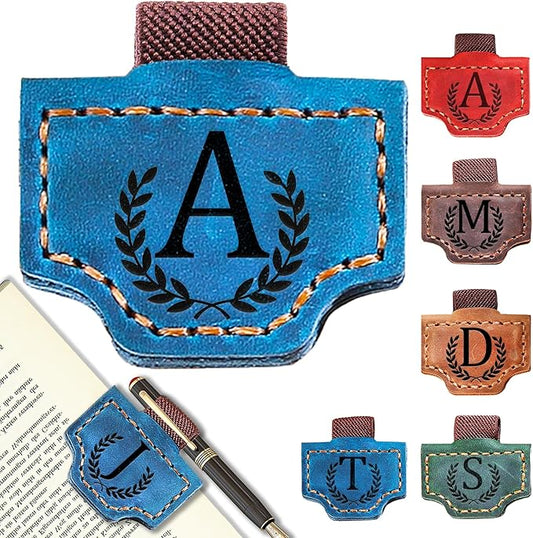 Personalized Bygone Mark Bookmark with Pen Holder, Leather Magnetic Bookmark 26 Letters Name Initial Bookmarks for Readers, Book Lover Gifts for Women Men Notebook Accessories (Blue, A)