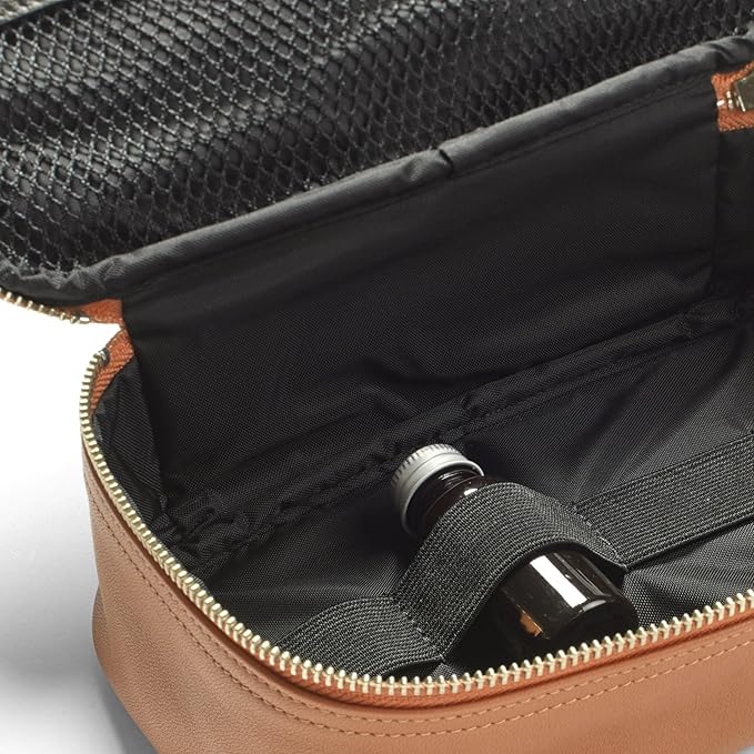 Leatherology Cognac Medium Travel Organizer - Zipped mesh storage pocket, elastic loops for organization, metal zipper with leather pull